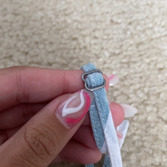 Abercrombie and fitch crop top - Picture 3 of 3